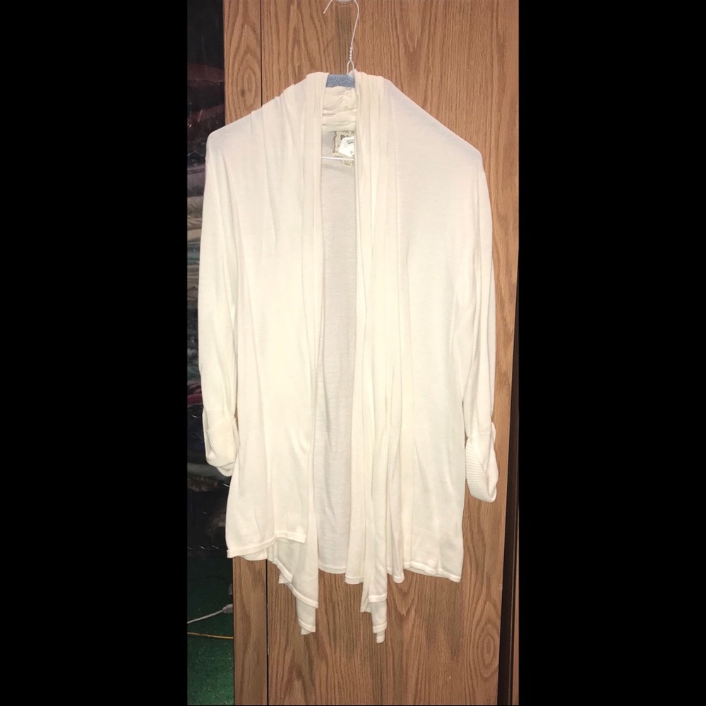 Long Sleeve Sweater / Cardigan